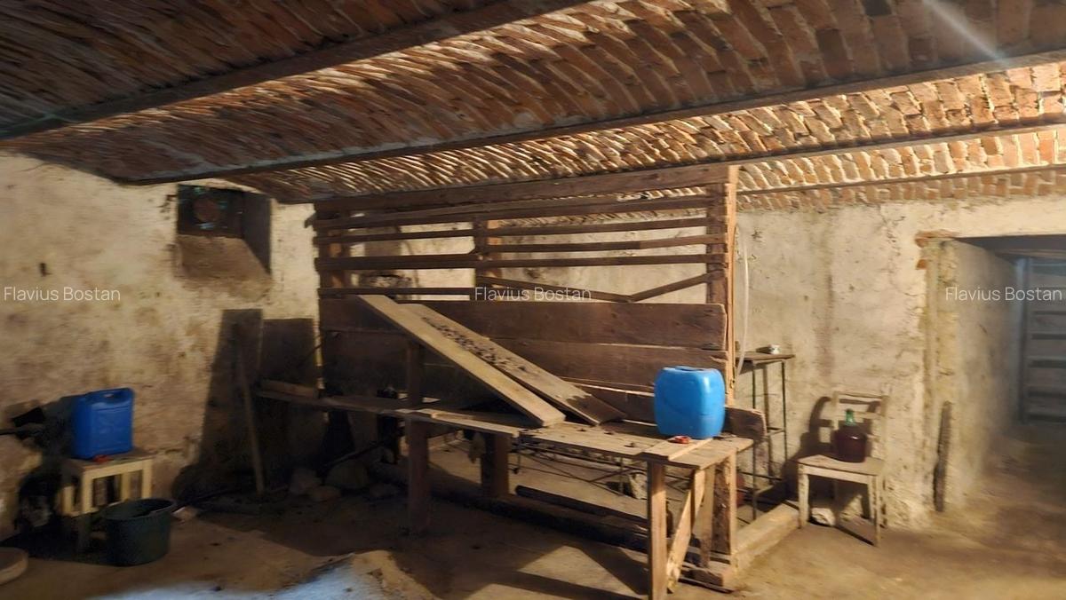 Cristian aproape de Primarie casa saseasca teren 1400 mp - 11