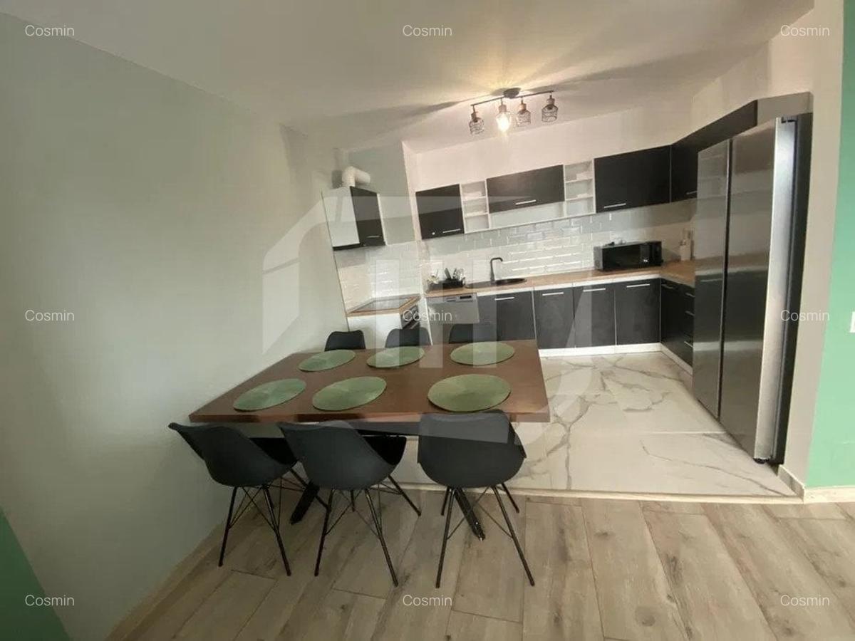 Apartament cu 3 camere semidecomandat în Central - 3