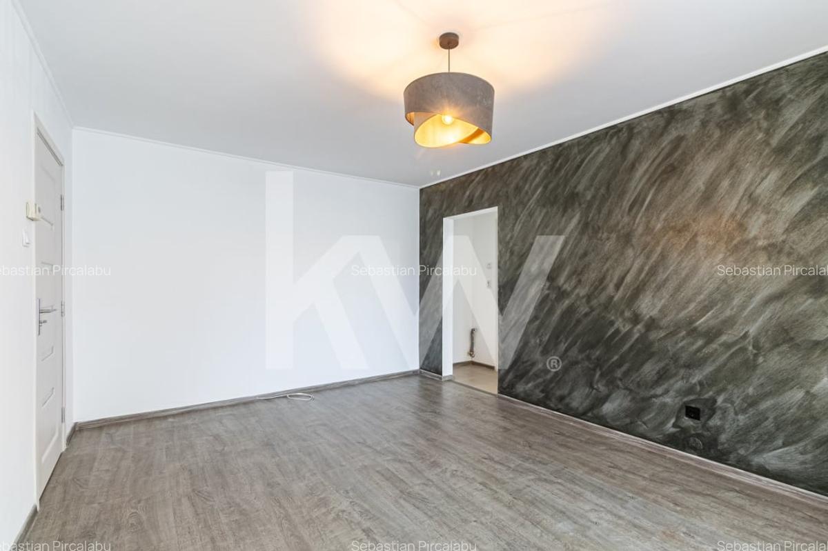 Apartament 2 camere renovat, acces dublu- Centrul Civic, str. Mircea cel Batran - 4
