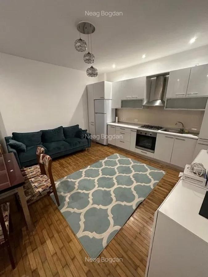 Apartament renovat cu 2 camere, 43 mp, zona Centrala - 2