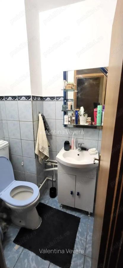 Apartament spatios, trei camere decomandate, etaj 1 din 4, IC Frimu - 5