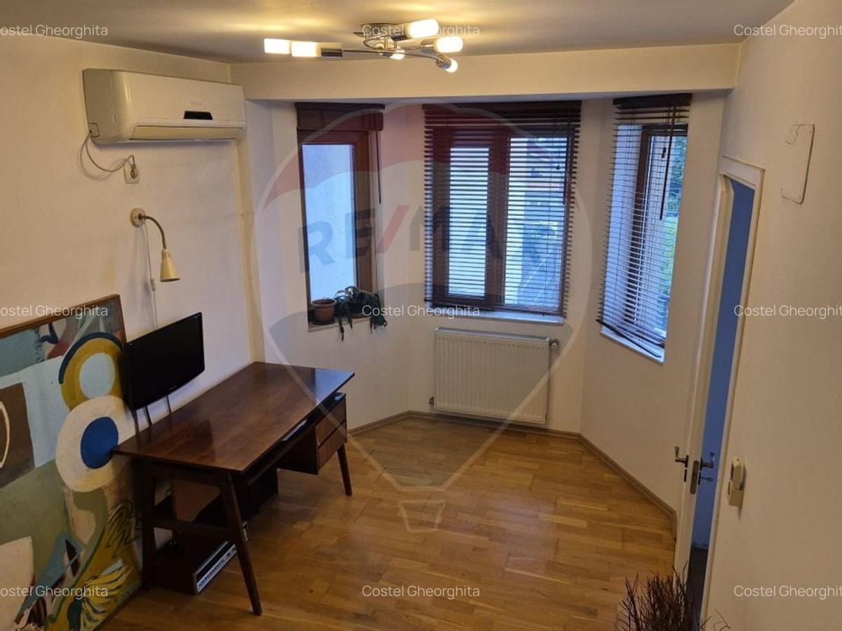 Vila cu 5 camere de vanzare in zona Brancoveanu - 2