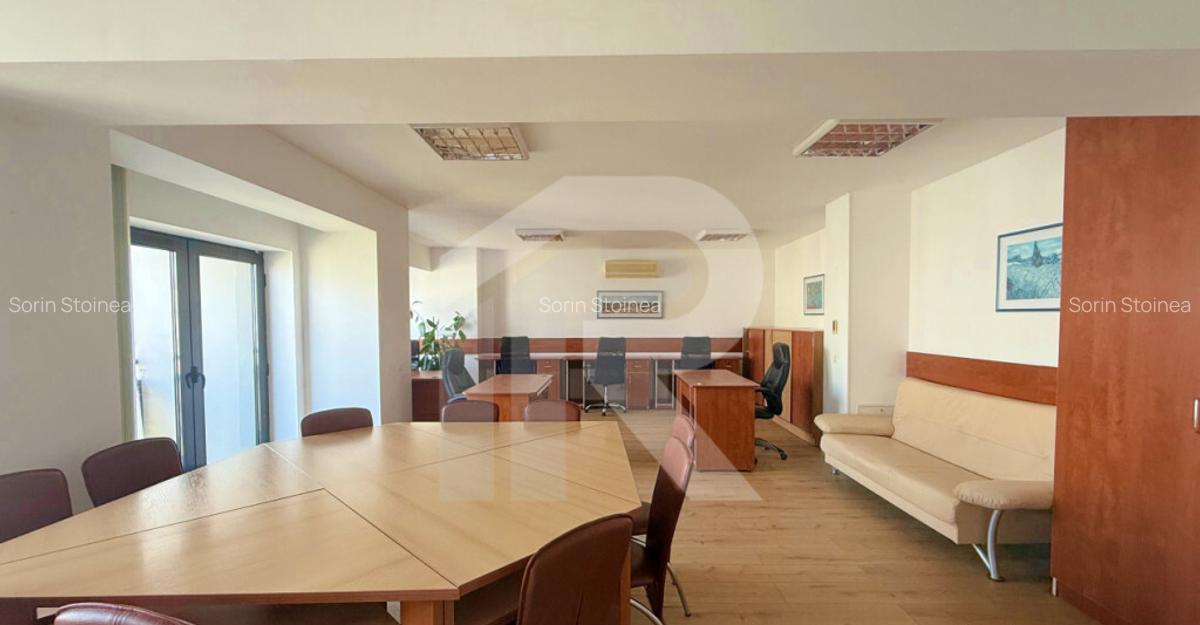 Spatiu birouri zona Mihalache - Turda in imobil mixt, 4 came - 5
