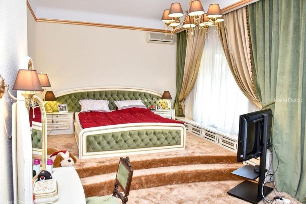 Casă / Vilă ROSETTI - 5