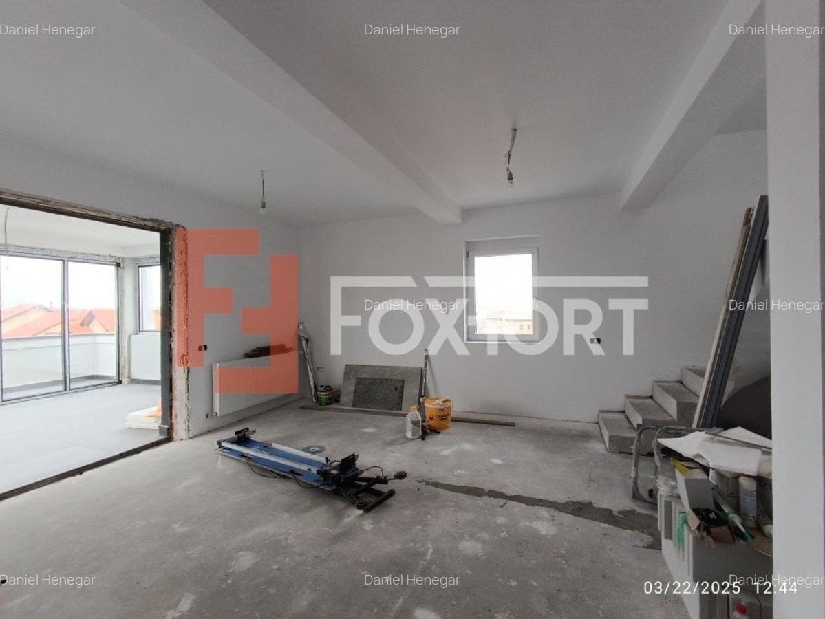 Apartament cu 4 camere semidecomandat în Giroc - 10