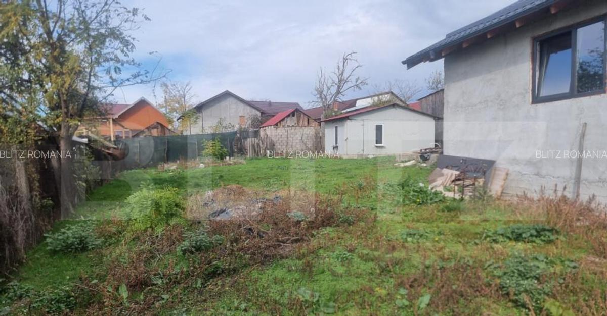 CASA LA ROSU CU TEREN - 4