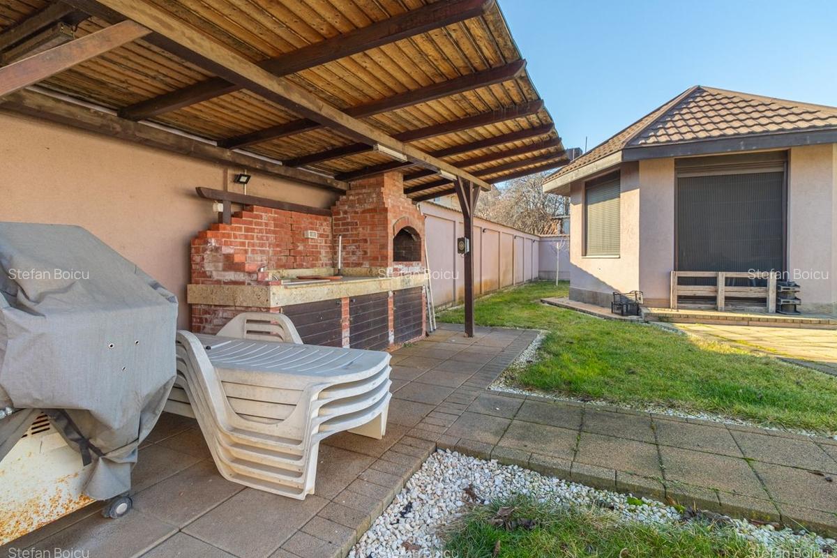 Vila cu piscina si garaj - 6 dormitoare - Pantelimon - 50