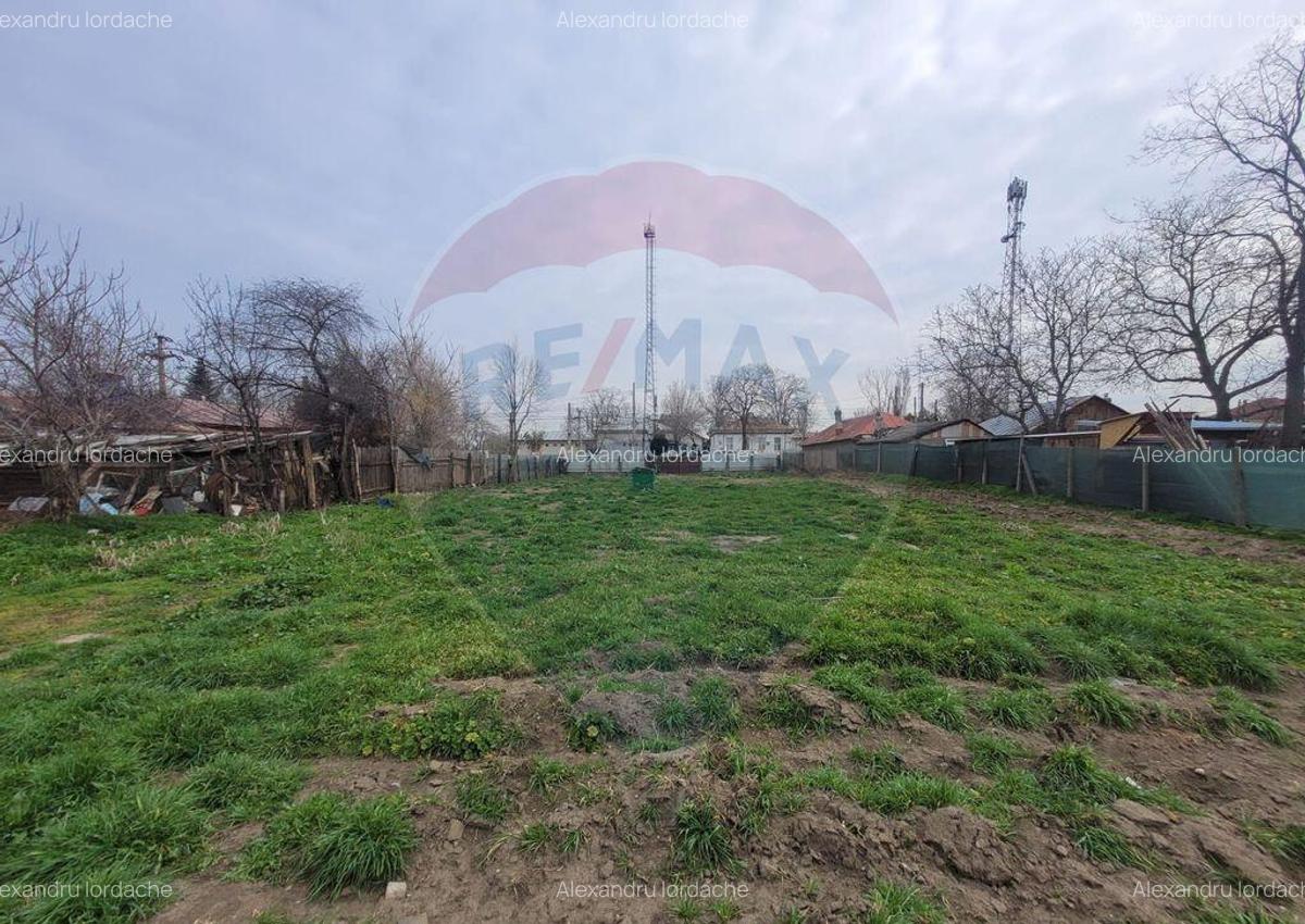 Teren 2,300mp Ivesti / Strada Gen. Eremia Grigorescu - 2