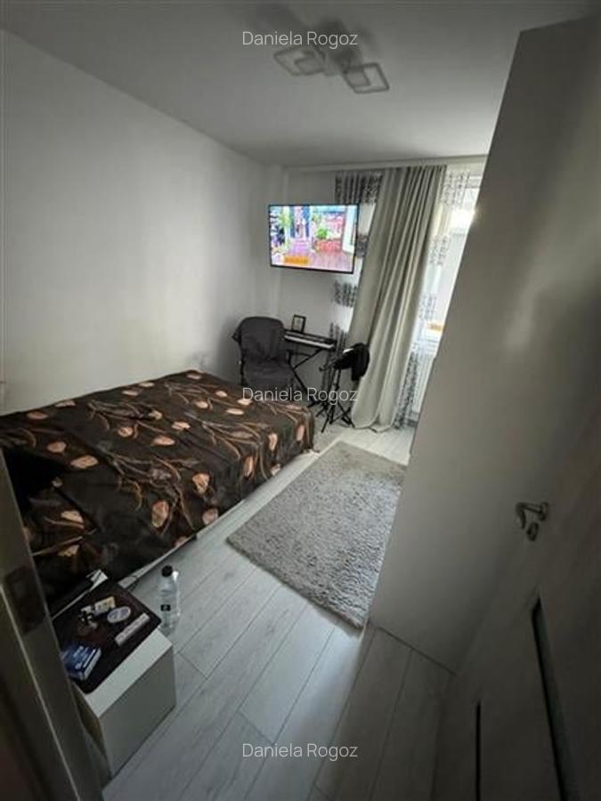 Apartament 5 camere Dristor - 2