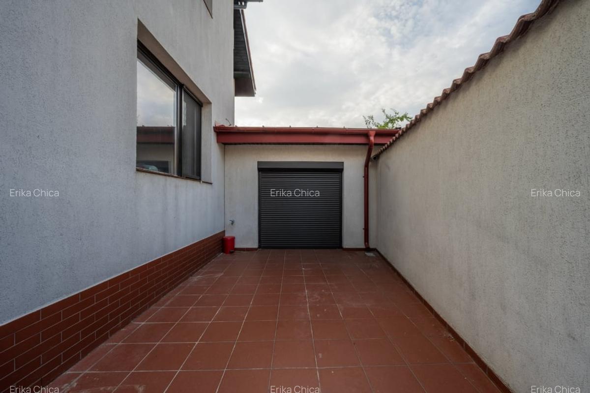 Vila cu piscina - Drumul Taberei - Prelungirea Ghencea - str Maracineni - 22