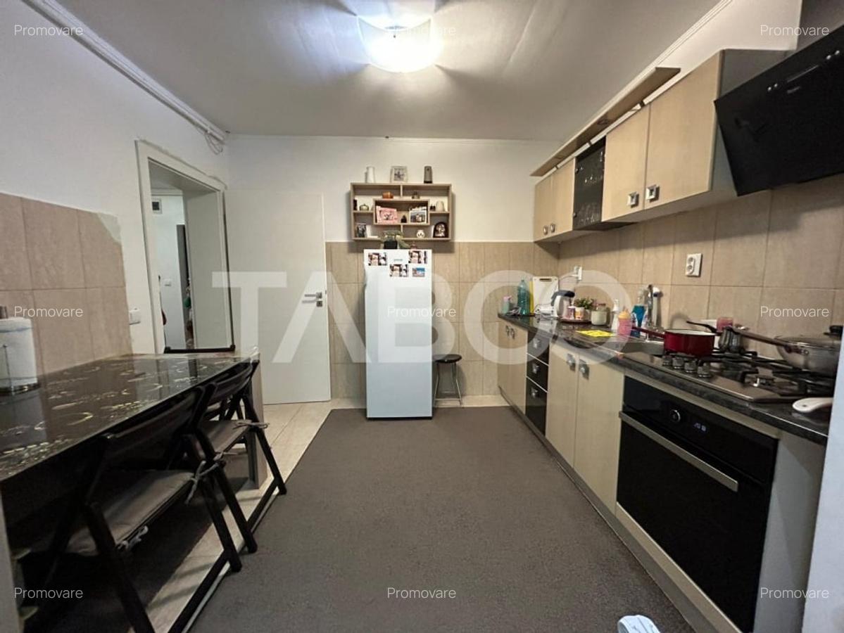 Apartament decomandat 2 camere 56 mpu renovat zona Brana Selimbar - 7