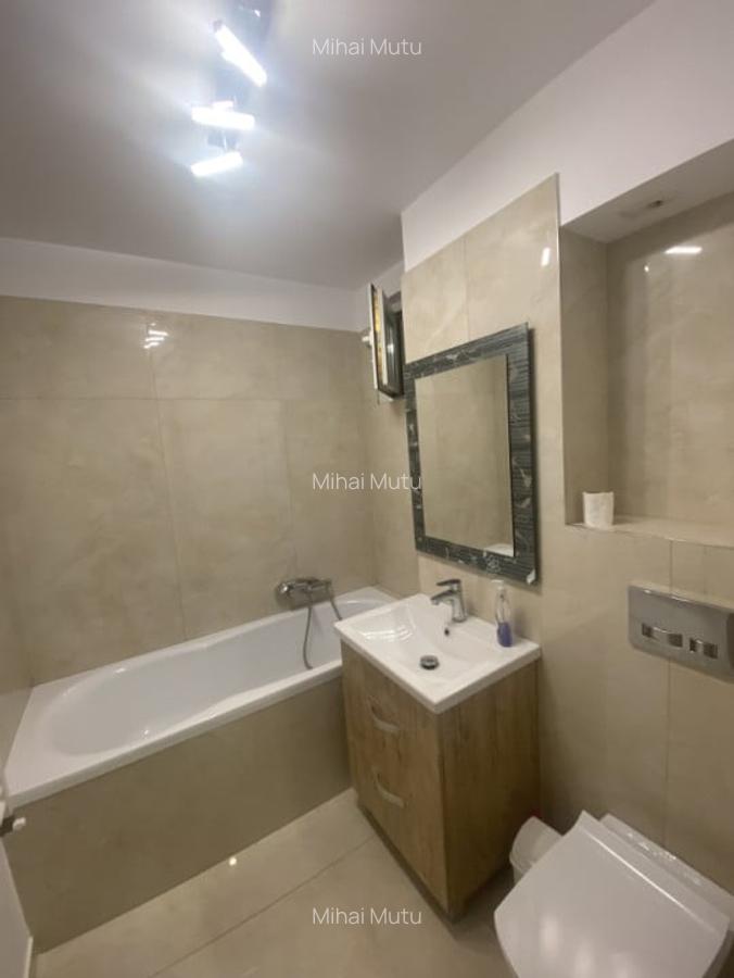 Vanzare apartament 3 camere Centrul Civic Brasov - 3
