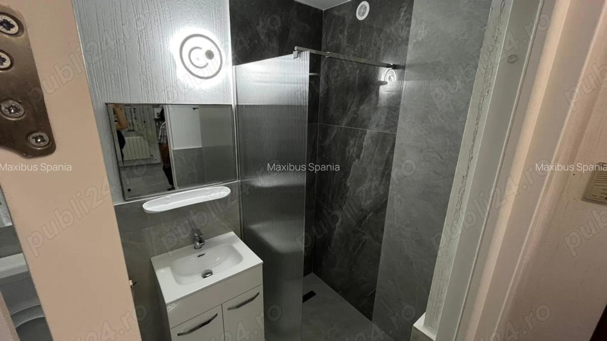 De vinzare garsoniera ,cf 1 sporit la parter, in bl de apartamente - 4