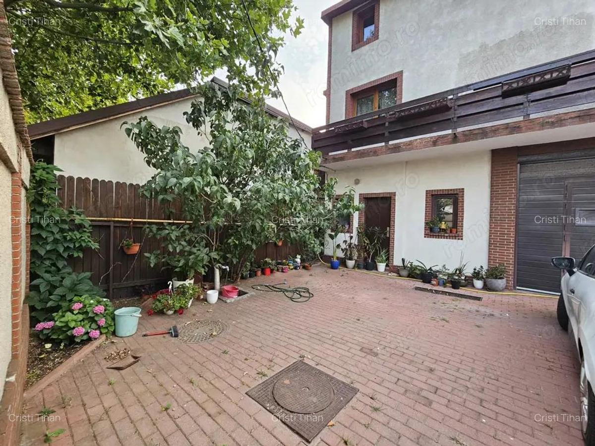 Casa 300mp utili- teren 550mp Sector 4 - Luica Giurgiului Piata Resita - 5