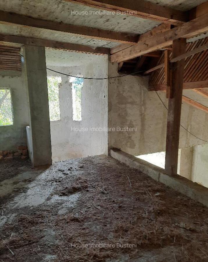 Conac situat in Breaza cu 2340 mp teren - 3