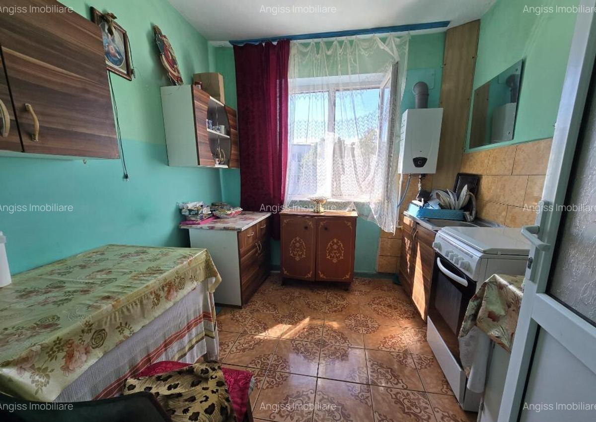 APARTAMENT 3 CAMERE str NEPTUN 60mp - 2