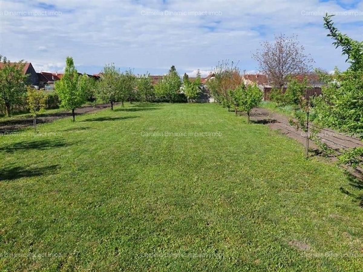 Casă cu 6 camere în Sânpetru - 14