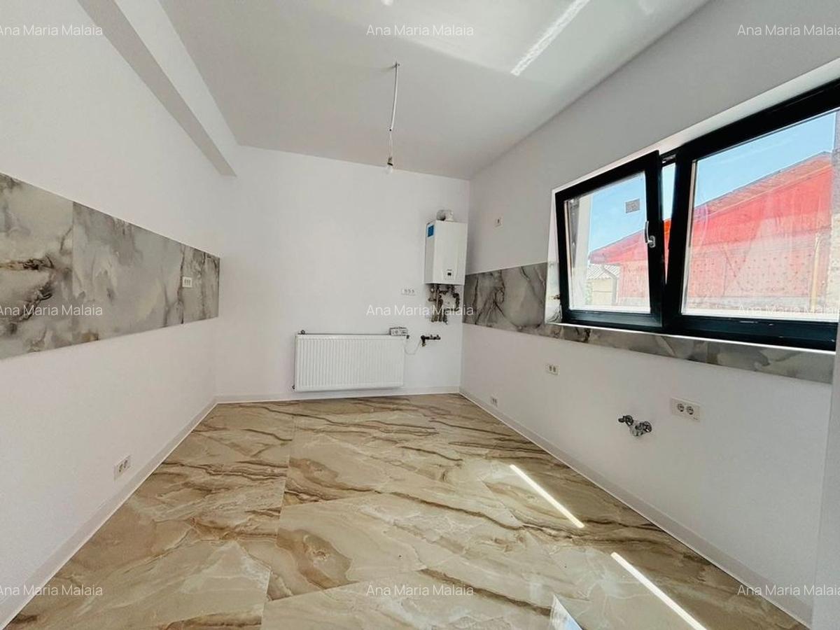 Vila individual4 camere- 330mp curte- utare imediata - 13