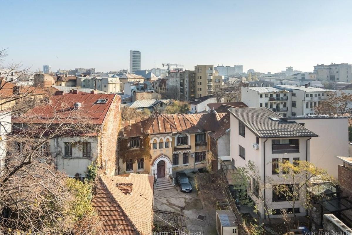 COMISION 0% - Vila interbelica, curte libera 362mp Cismigiu - Piata Victoriei - 24