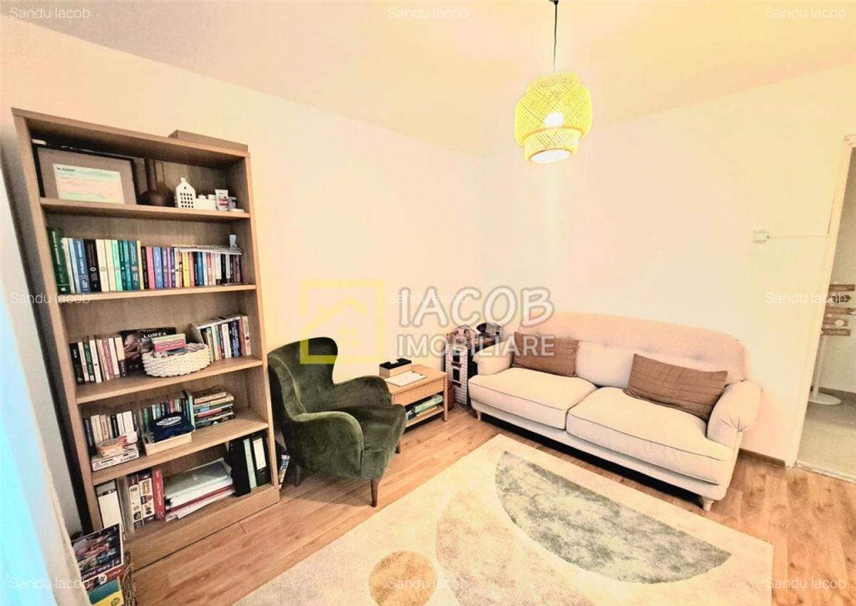 Spatiu birouri, zona Ana Ipatescu - Bistrita Lac, str. 1 Mai - 6