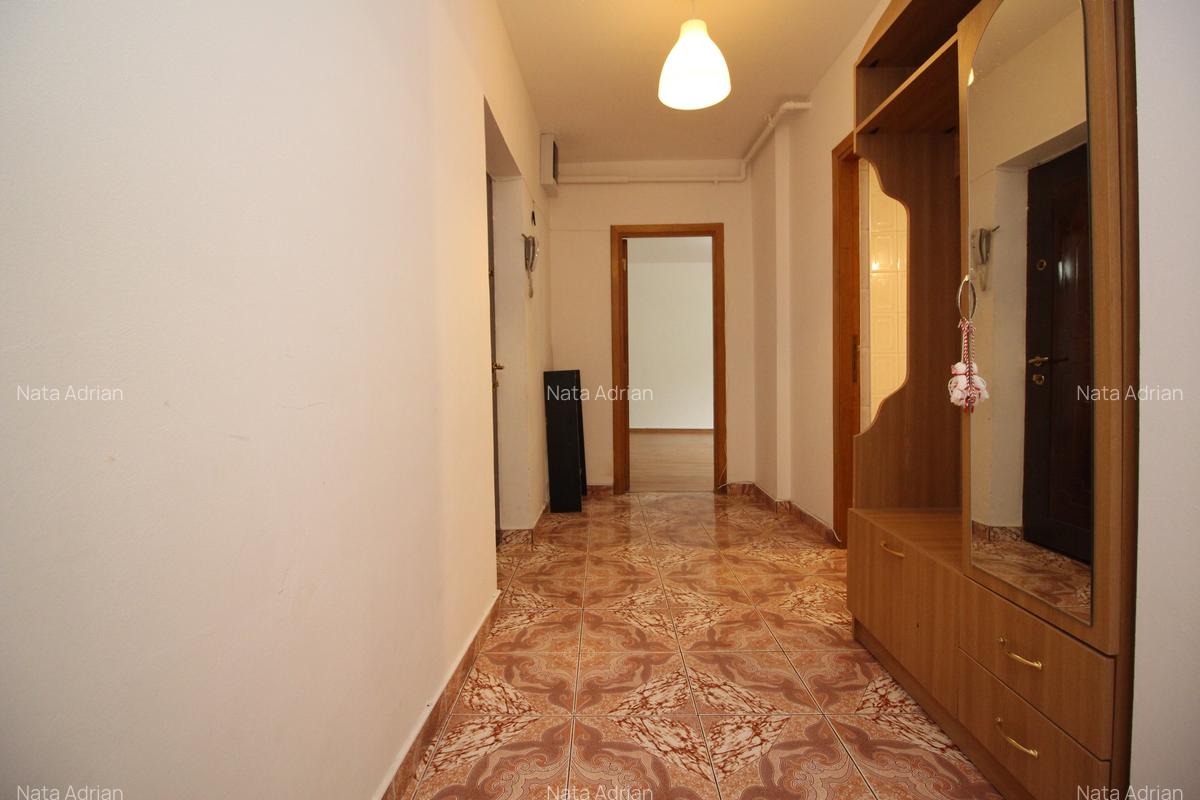 Brâncoveanu - Padeșu, 3 camere nemobilat și neutilat, firmă sau locuit - 9