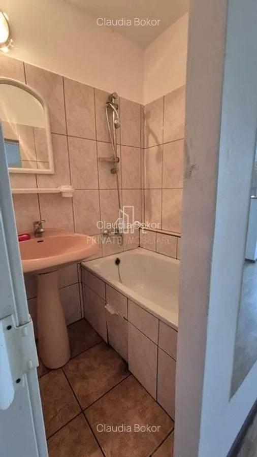 Apartament 1 cameră, etaj2/4,  Zona 7 Noiembrie, UMFST - 8