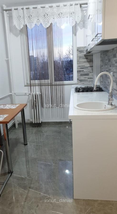 Apartament 2 camere Moghioros - 4