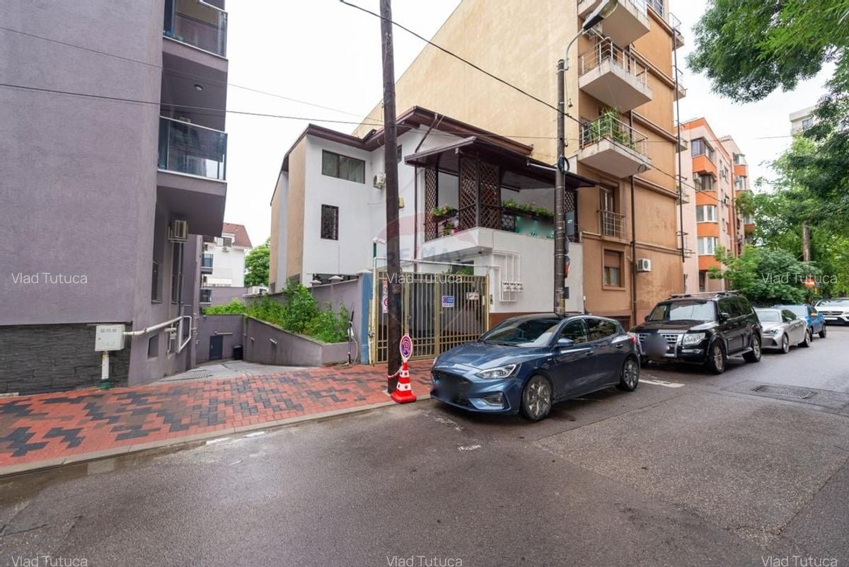 Apartament cu 3 camere decomandat, mobilat în Decebal - 29