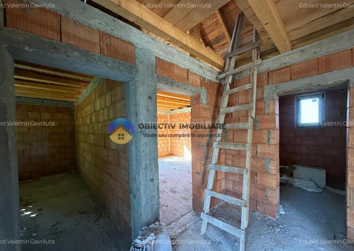 Casa + Teren de vanzare Zona Ciritei/An constructie 20 - 16