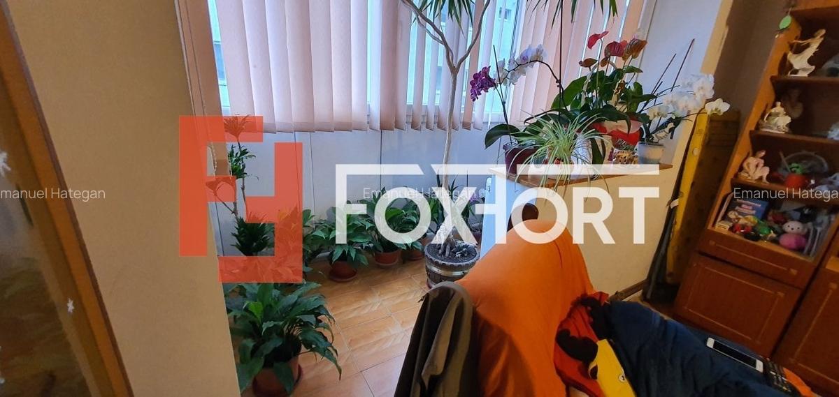 Apartament cu 3 camere nedecomandat, mobilat în Șagului - 10