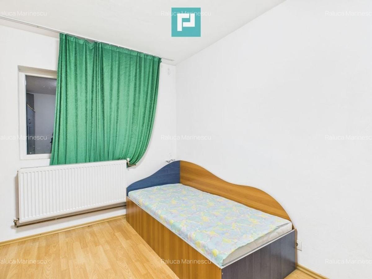 Apartament spațios cu 3 camere, decomandat - 4 Apartament spațios cu 3 camere, decomandat - 4