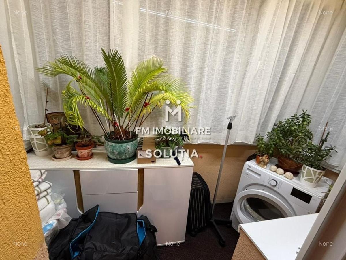 Apartament  3 camere decomandat, etajul2 -zona Serelor/Casa de Pensii - 12