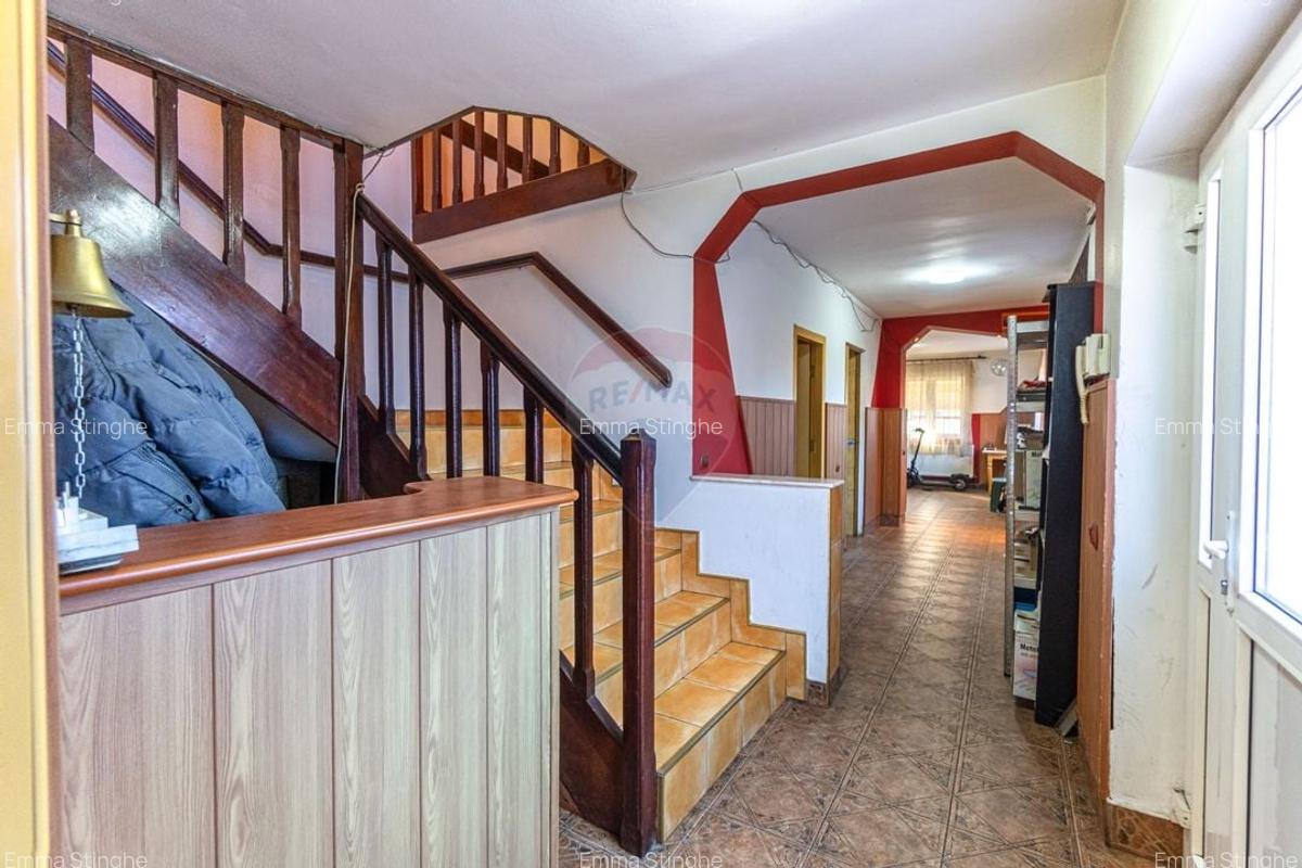 Proprietate mixta cu spatiu comercial si locuinta Strada Aurel Vlaicu - 18