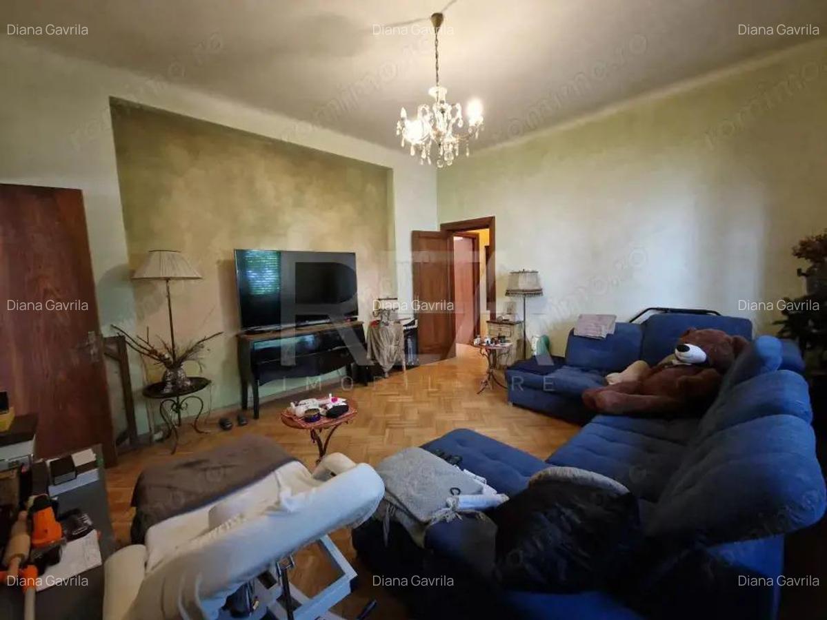 Apartament 190 mp, la parter - Bd Basarabia - 14