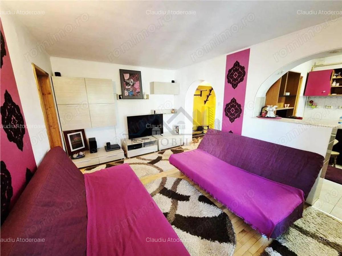 Apartament cu 4 camere de vanzare - 2 Apartament cu 4 camere de vanzare - 2