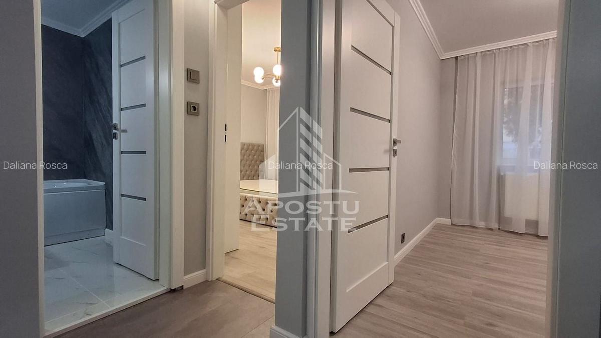 Apartament 3 camere, decomandat, parter zona 300 - 13
