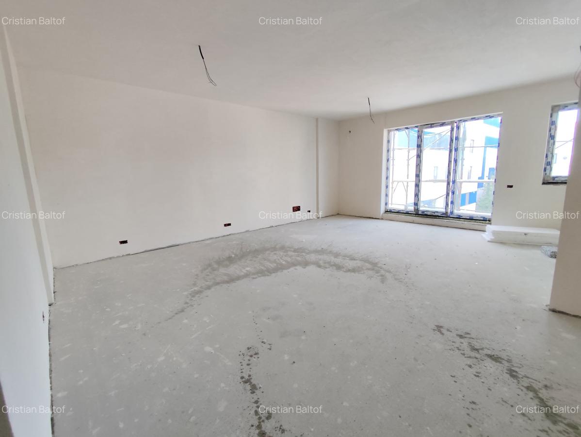 Apartament cu 3 camere semidecomandat în Băneasa - 6