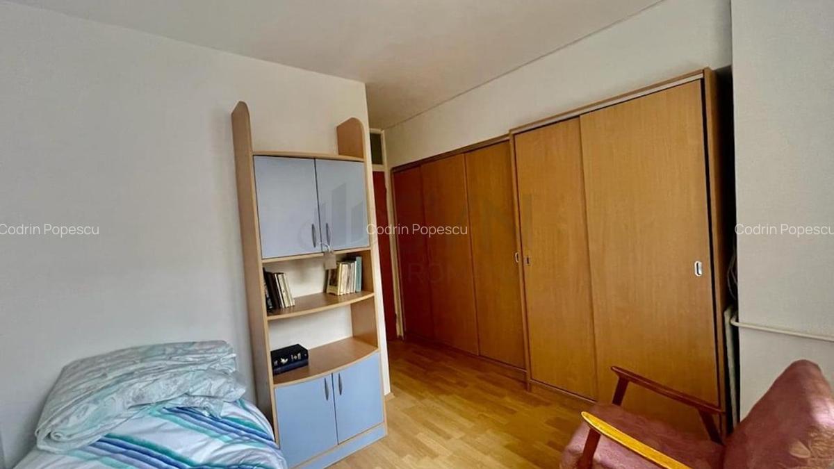 REA1013855 Apartament 4 camere decomandat Iancului - 9