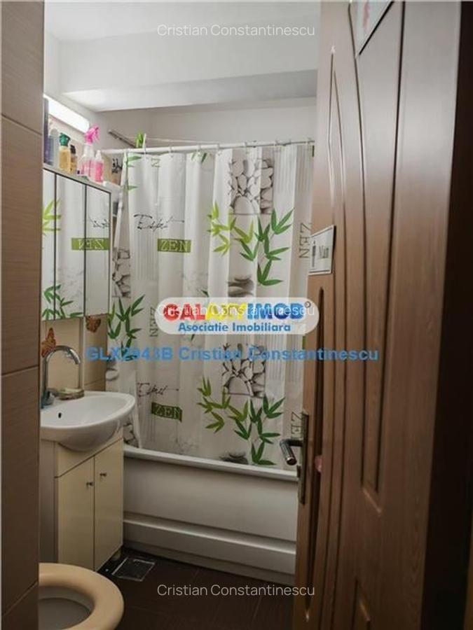 Apartament 3 camere,renovat, Piata Resita, sect 4 - 10