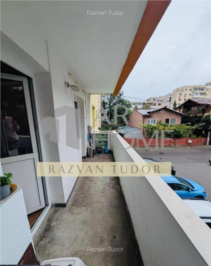 Apartament 4 camere 80mp , P-ta Mihai Viteazul , zona centra - 4