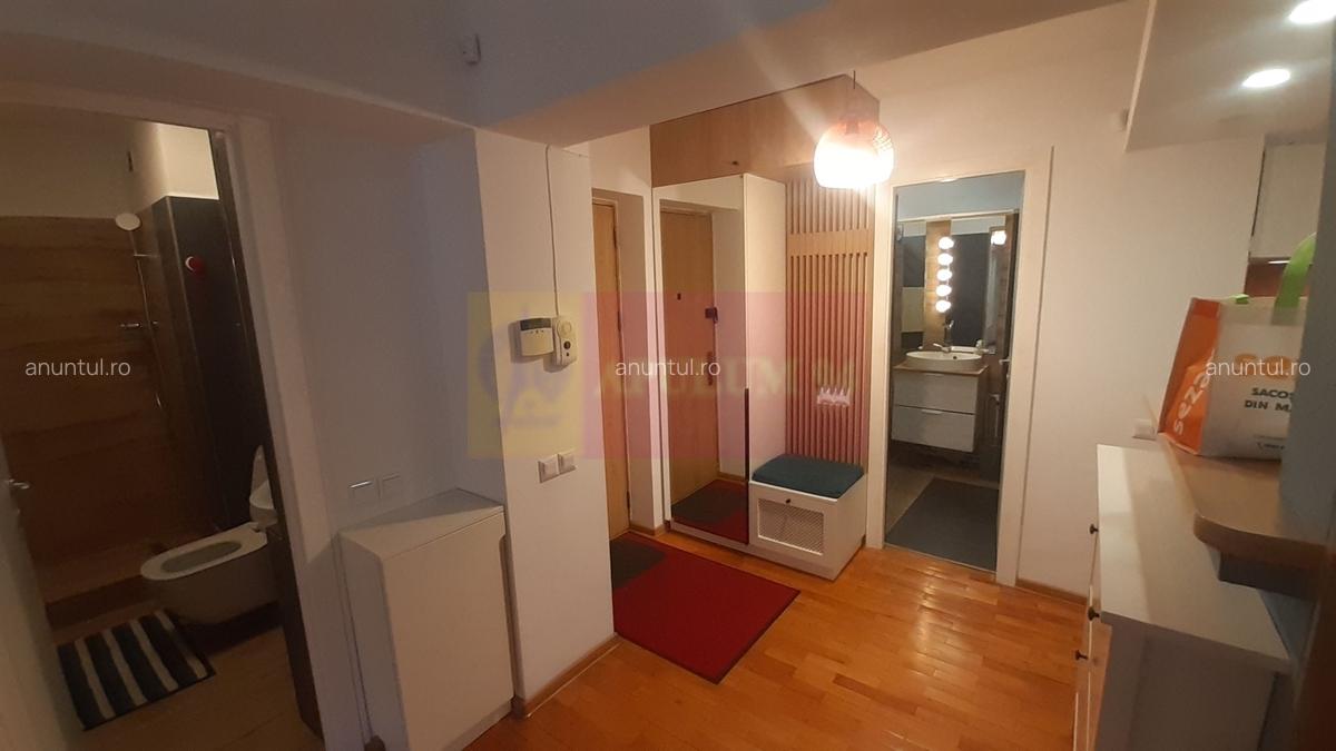 Apartament Ultracentral Piata Romana Etajul 1 - 4