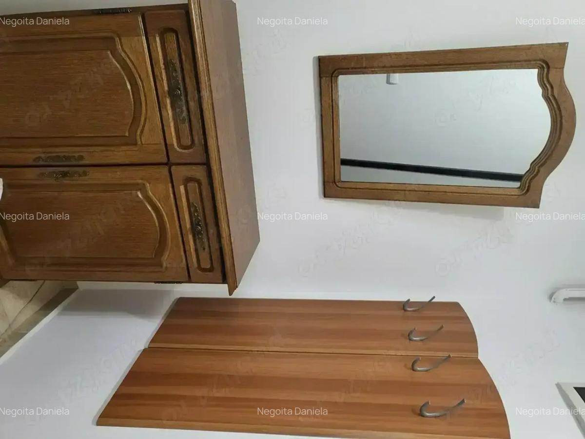 Proprietar ofer spre inchiriere aparatament o camera - 7