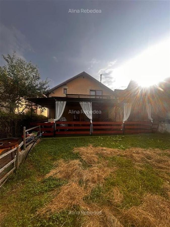 Alzza Real Estate  Casa de vanzare Spicului, aproape de statia de autobuz, cu g - 4