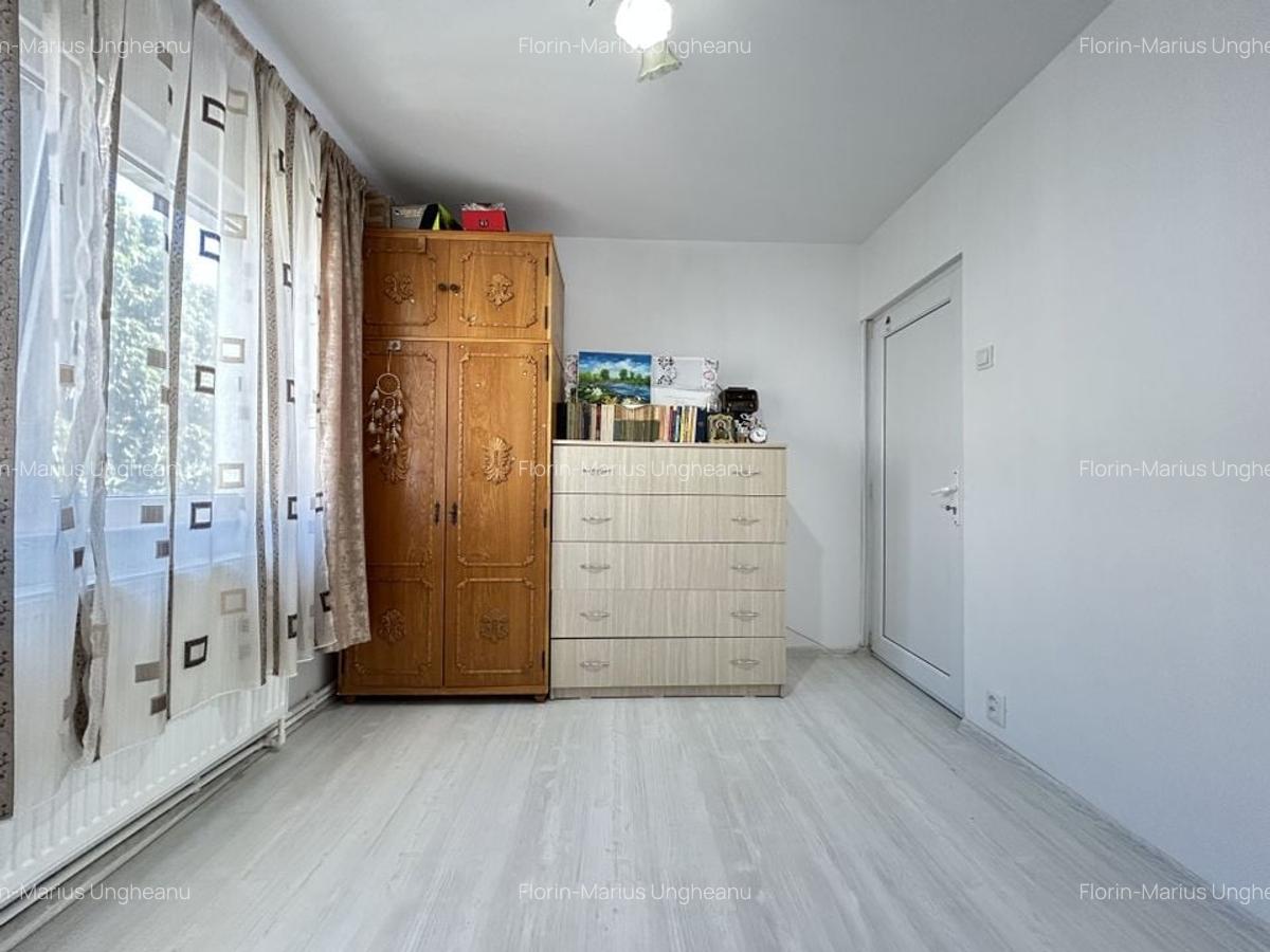 Apartament 4 camere 70 mp 2 bai centrala termica - Inel 2 - Scoala 39 - 6