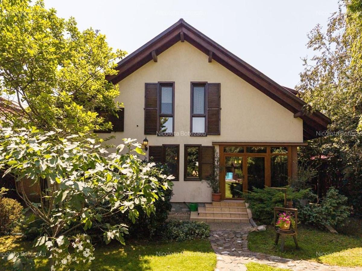 Locuiește lângă pădure, dar cu toate facilitățile la îndemână - 1