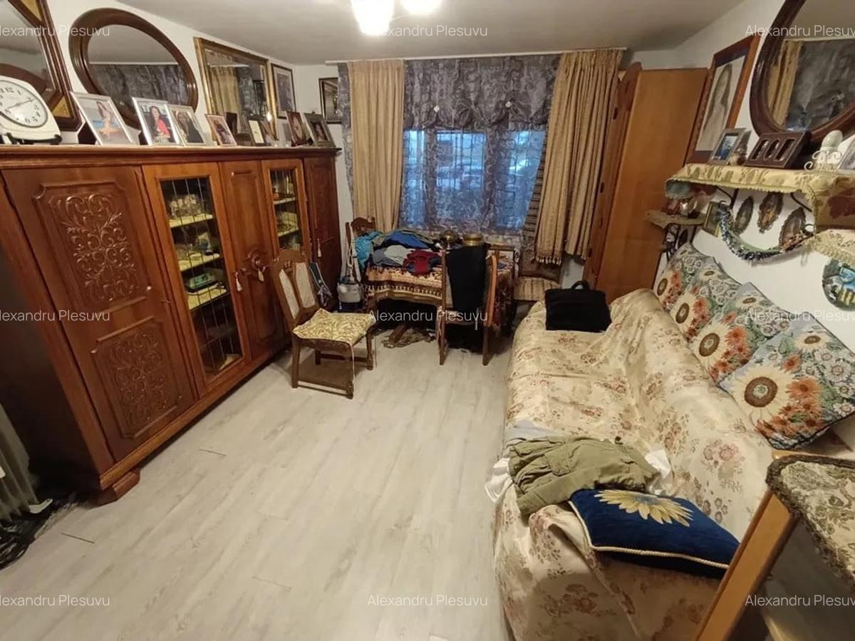 APARTAMENT-4 CAMERE-DECOMANDAT-DACIA - 3