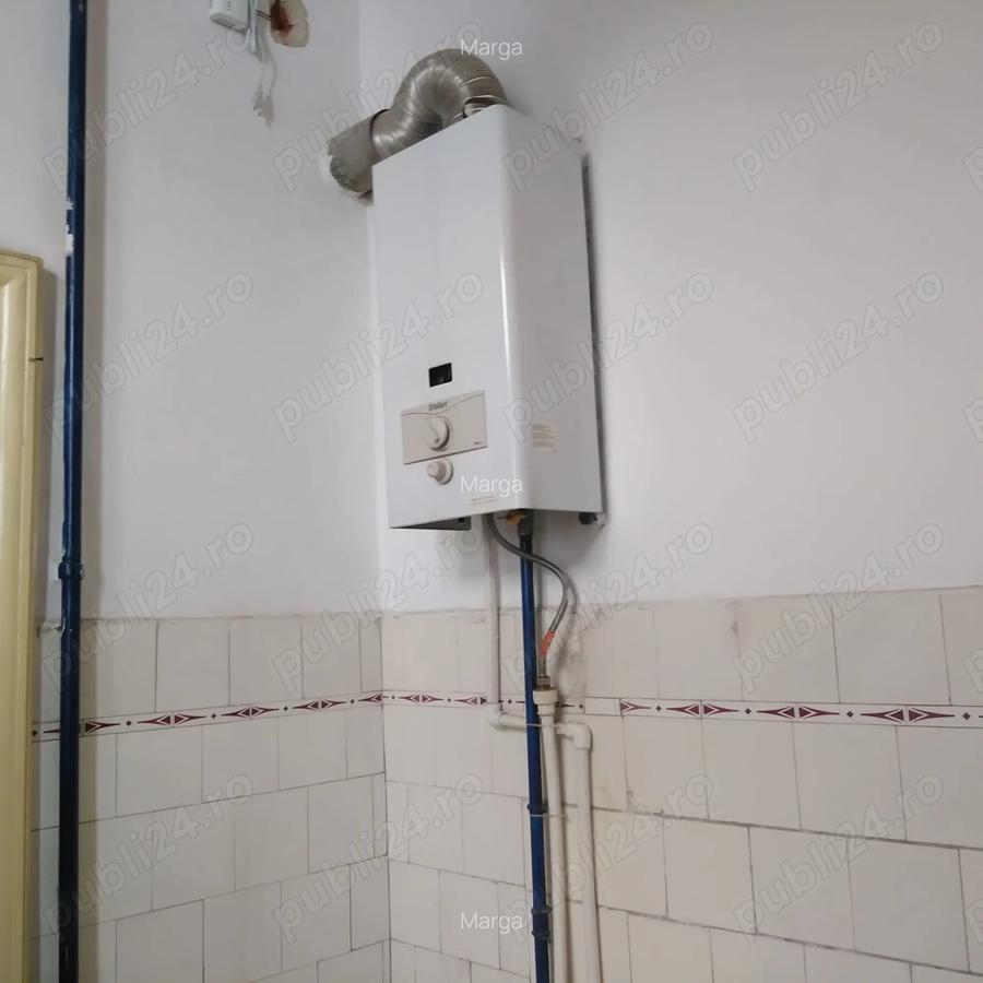 Proprietar inchiriez apartament 4 camere in casa - 9