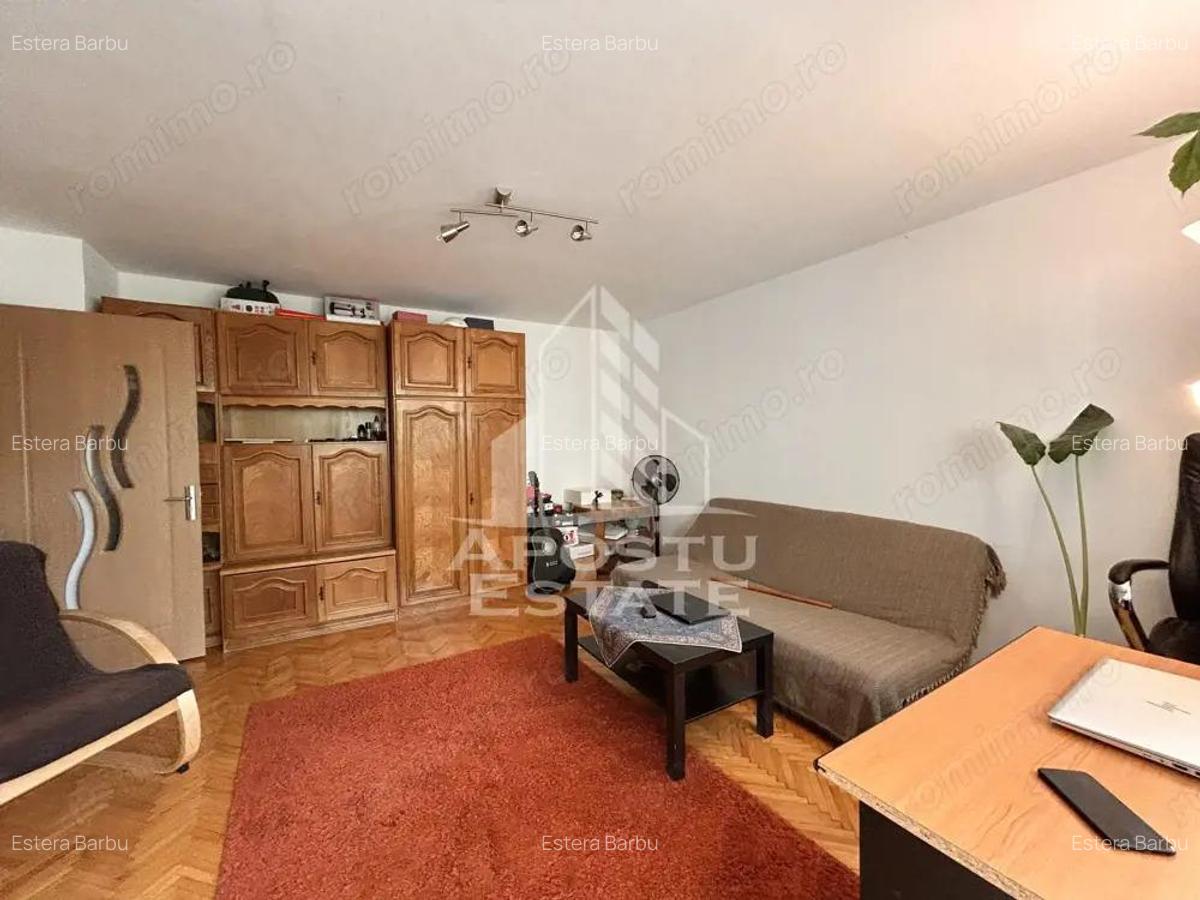 Apartament 2 camere decomandat, etaj 2, zona Odobescu, 61 mp utili - 1