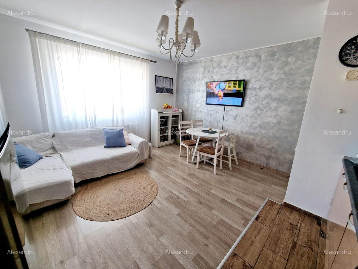 Apartament cu 3 camere în Dristor - 2