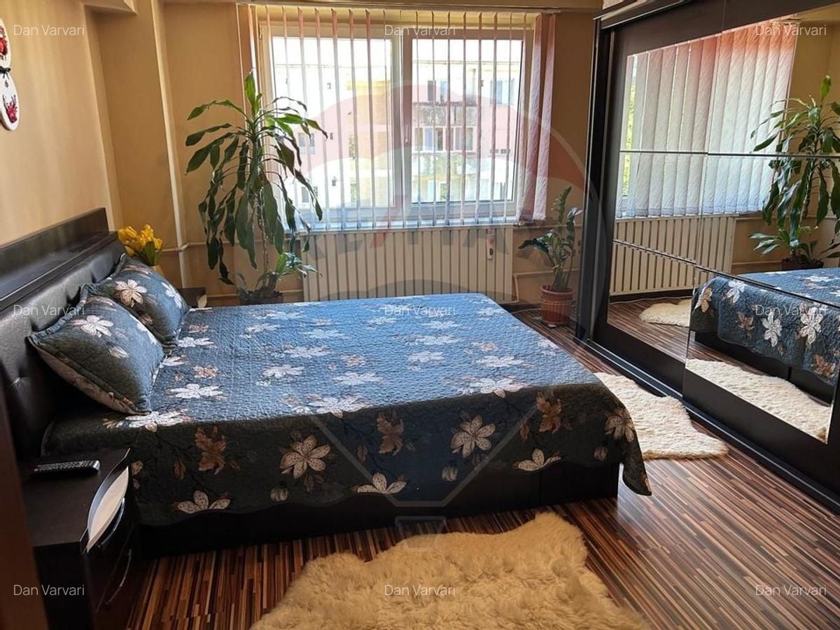 Apartament cu 3 camere decomandat, mobilat în Central - 12